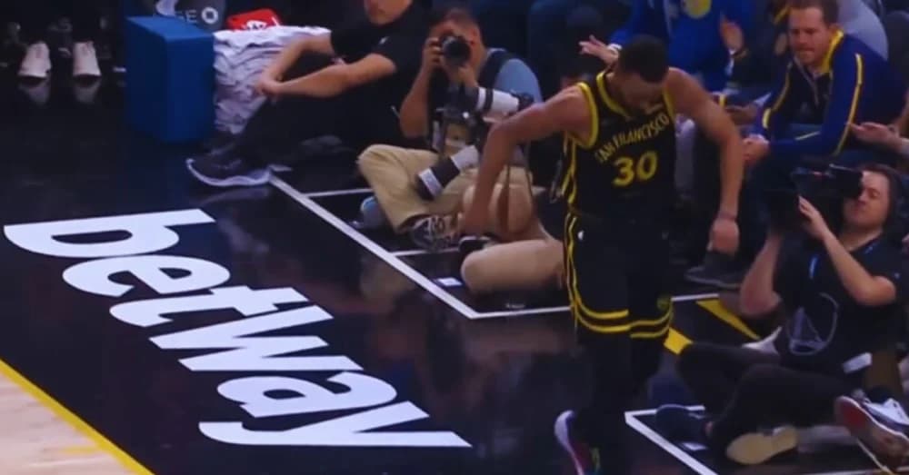 Warriors’ Woes: Curry’s Injury Raises Red Flags for Playoff Aspirations