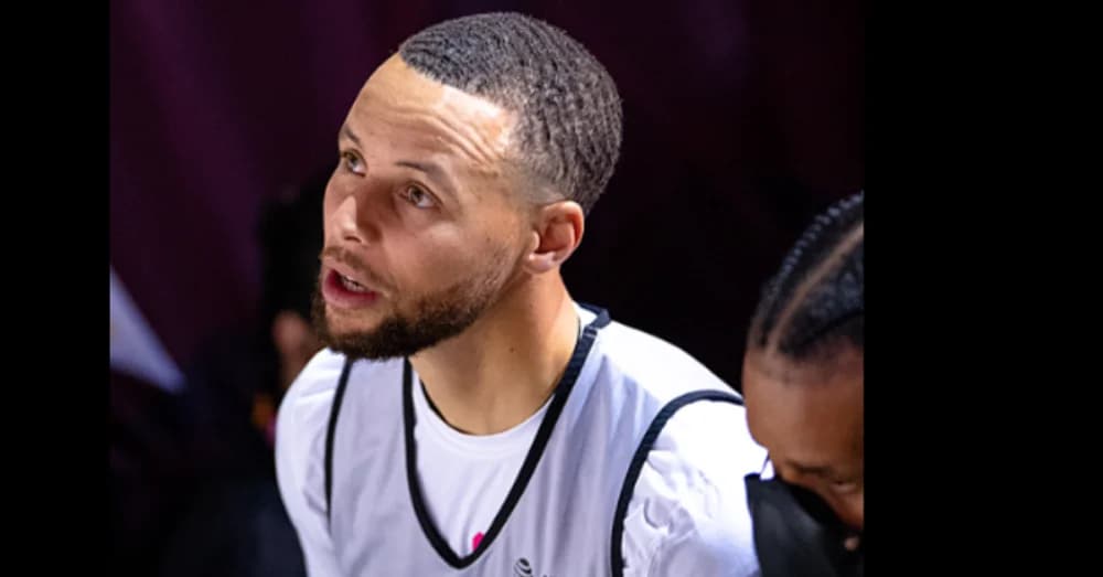 Steph Curry’s Injury Sparks Outrage Among Warriors Fans: An Uncertain Season Looms