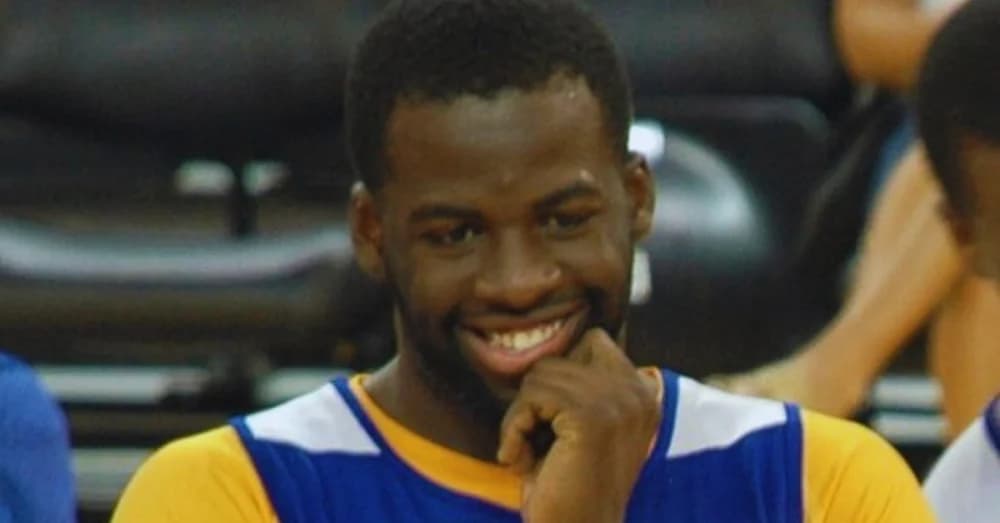 Defensive Showcase of Draymond Green Shuts Down Zion, Powers Warriors