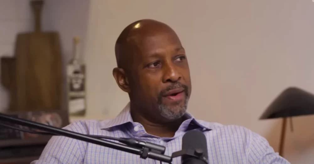 NBA Icon Alonzo Mourning Beats Cancer Following Prostate Surgery