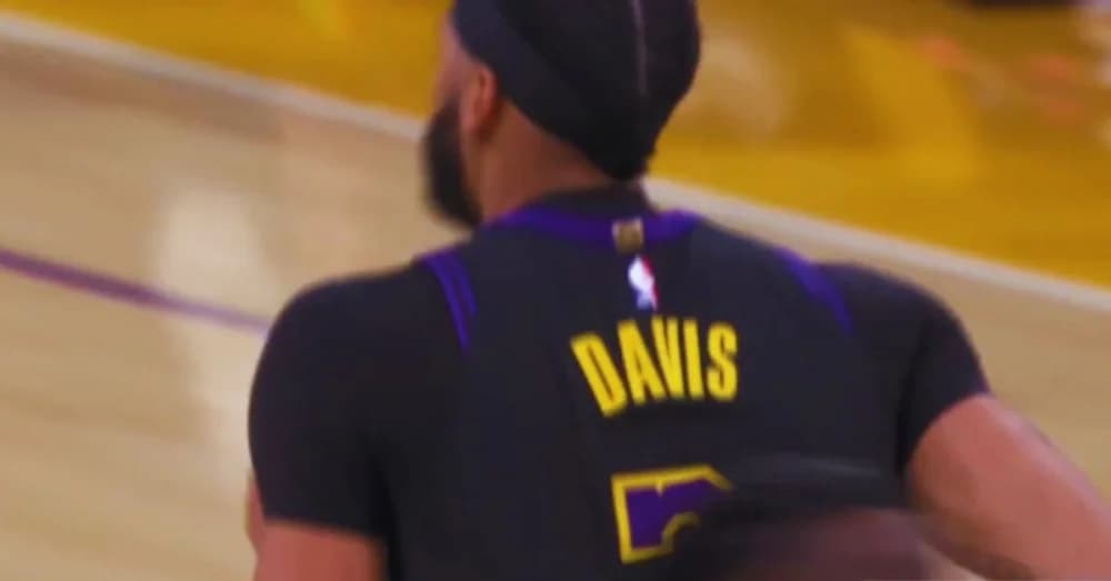 Anthony Davis Dominates NBA, Shattering Criticisms