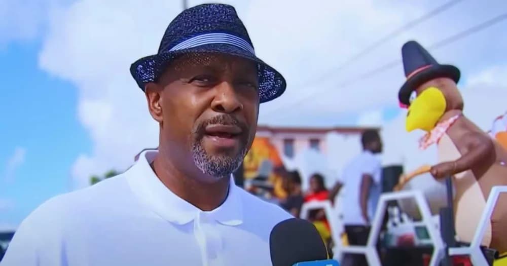 NBA Legend Alonzo Mourning Stuns Miami with Thanksgiving Drive