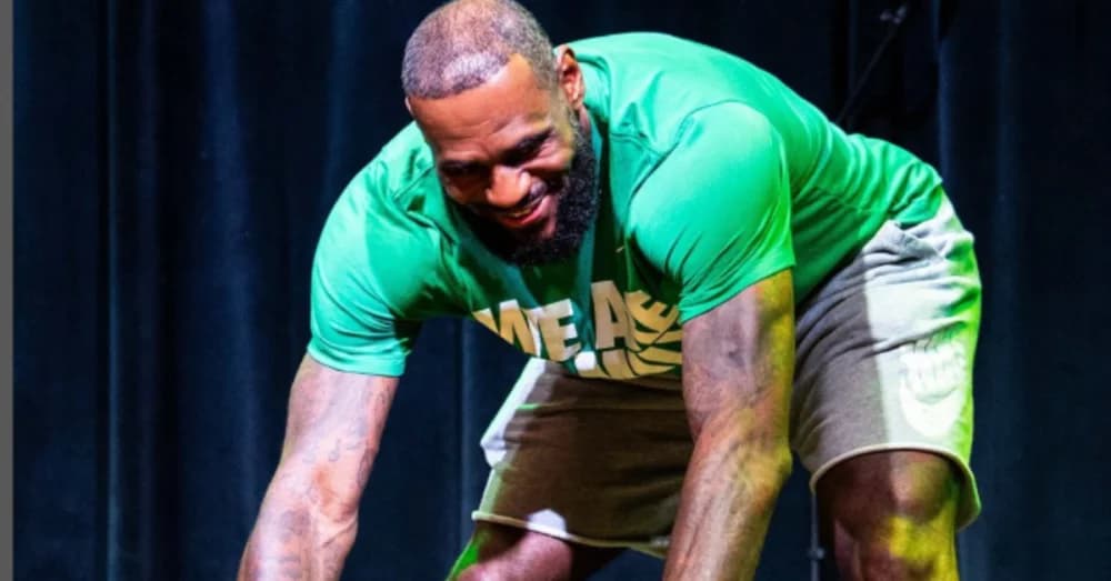 LeBron’s Late-Night Tribute to Larry Bird: What It Means for Lakers’ Coaching Search