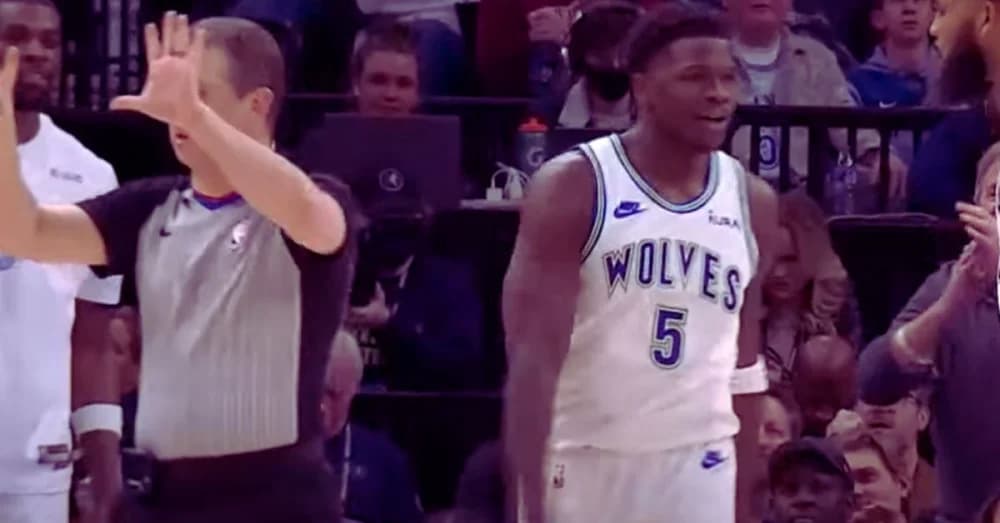 Anthony Edwards Soars to New Heights with Jaw-Dropping Self-Pass Dunk, a Serious Contender for Dunk of the Year