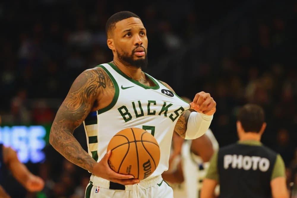 Damian Lillard’s Debut Delight: The Untold Story of a Rookie’s Audacious Entry and Kobe’s Military Leadership