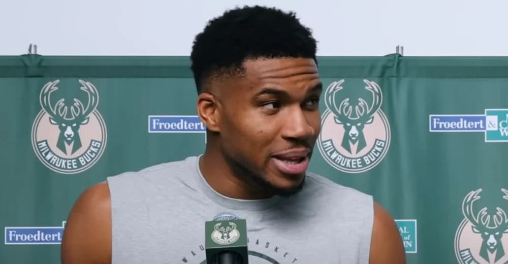 Giannis Puts Rumors to Rest: “Milwaukee Is My Focus — Winning Is My Goal” Giannis Puts Rumors to Rest: “Milwaukee Is My Focus — Winning Is My Goal”