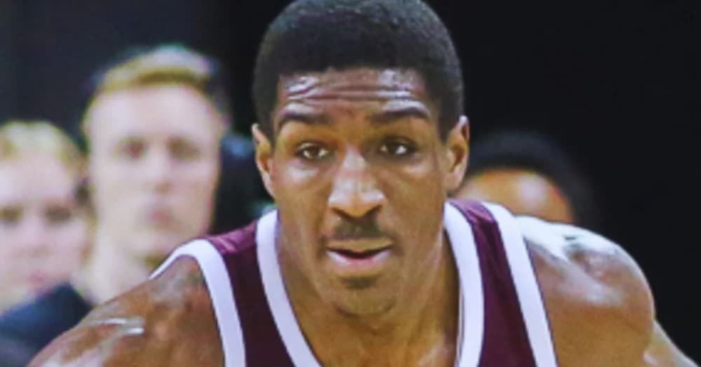 Reggie Perry Joins the Greensboro Swarm in G League Trade