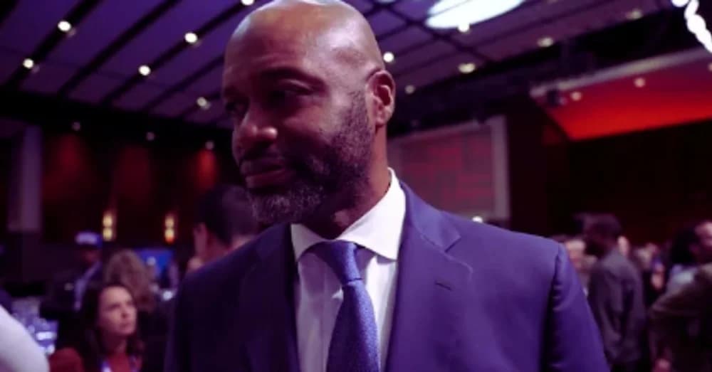 Magic Lock in Coach Mosley with Four-Year Extension