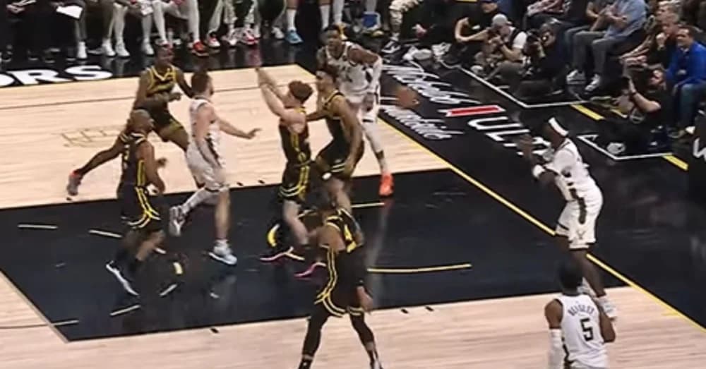 Warriors Bounce Back with Dominant Win Over Bucks