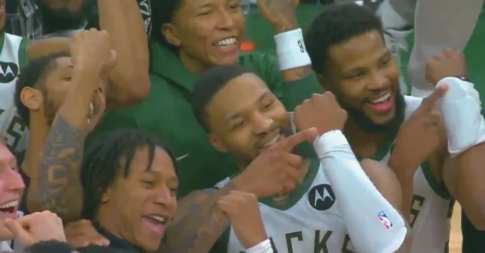 Damian Lillard Faces Challenges Adapting to Bucks’ Offensive Scheme, Fans React