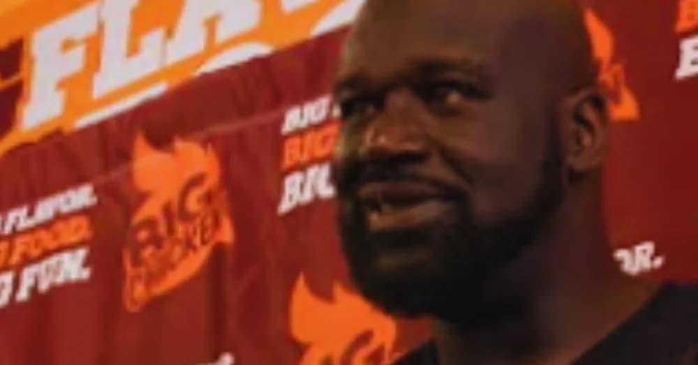 Shaquille O’Neal Brings Big Chicken to North Texas