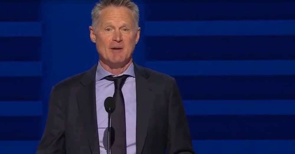 Steve Kerr Rallies DNC Crowd, Urges Voters to Say ‘Night Night’ to Trump