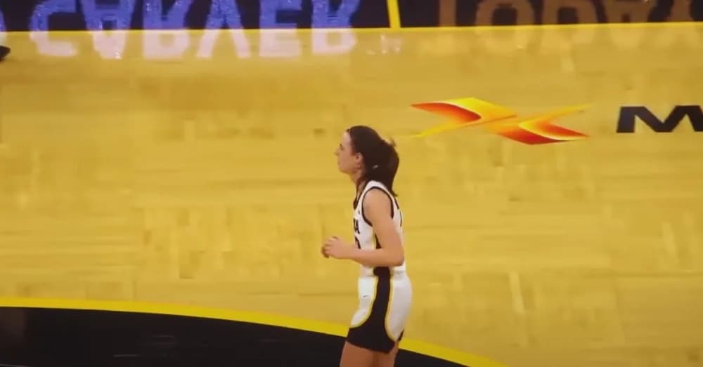 Caitlin Clark’s Stellar Performance Propels No. 4 Iowa to Victory Over Loyola Chicago