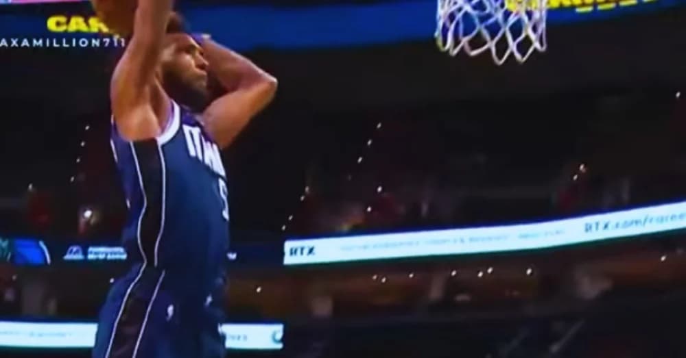 Derrick Jones Jr. to Join the Los Angeles Clippers