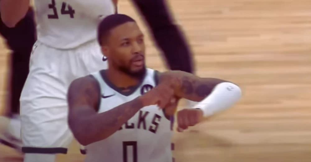 Damian Lillard’s Buzzer-Beater Seals Bucks’ Overtime Win Against Kings